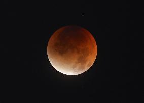 Total lunar eclipse