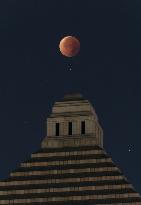 Total lunar eclipse