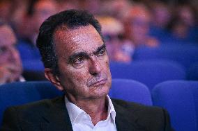 Les Republicains meeting in Le Port Marly