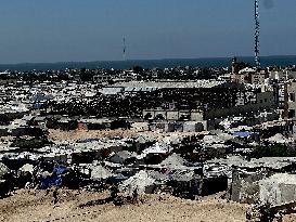 Humanitarian Conditions Worsen in Gaza