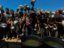 Humanitarian Conditions Worsen in Gaza