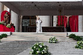 Pope Leo XIV Leads Canonization Of Two Young Italian Saints - Vatican