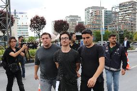 Turkey's Main Opposition Party Headquarters Under Police Blockade - Turkey