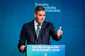 Pedro Sanchez Closes The Event 'Spain, Vanguard Of The Green Industry' - Madrid