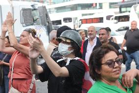 The Main Opposition Party Of Turkey Fights For Its Political Survival - Istanbul