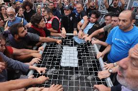 The Main Opposition Party Of Turkey Fights For Its Political Survival - Istanbul