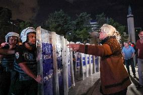 The Main Opposition Party Of Turkey Fights For Its Political Survival - Istanbul