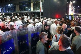 The Main Opposition Party Of Turkey Fights For Its Political Survival - Istanbul