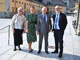 SWEDISH ROYALS AT THE NATIONAL HERITAGE BOARD