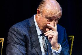 President Trump speaks at the religious liberty commission at DC?s Museum of the Bible