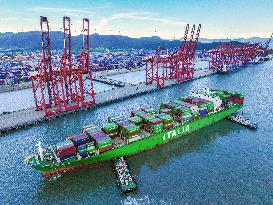 Zhoushan Port Container Transportation