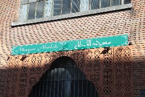 Pig's Head Found At Mosque In Paris - France