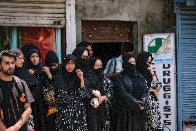 Kashmiri Shiites Mark Muharram Mourning - India