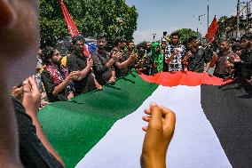 Kashmiri Shiites Mark Muharram Mourning - India