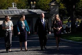 Tom Homan speaks with reporters - Washington