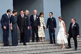 SWEDISH ROYALS AT CONCERT