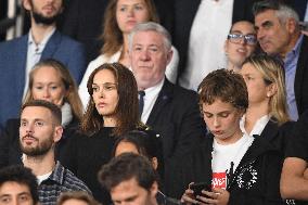 Natalie Portman At France And Iceland - Paris