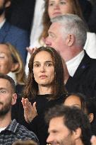 Natalie Portman At France And Iceland - Paris