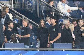 Natalie Portman At France And Iceland - Paris