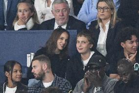 Natalie Portman At France And Iceland - Paris