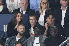 Natalie Portman At France And Iceland - Paris