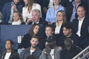 Natalie Portman At France And Iceland - Paris