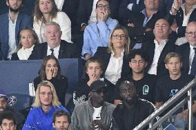 Natalie Portman At France And Iceland - Paris