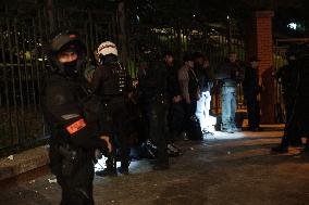 Bloquons-Tout At Porte de Bagnolet - Paris