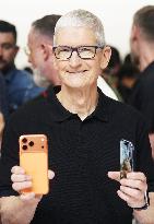 Apple iPhone Presentation - California