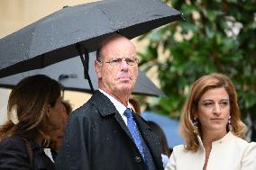 Handover Ceremony At Hotel de Matignon - Paris
