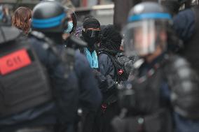 Protesters Attempt Wildcat Demonstration - Paris