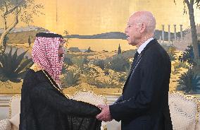 President Meets Saudi FM In Tunis - Tunisia