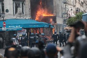 Bloquons-Tout - Restaurant Fire During Protests In Paris - France