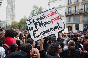 Bloquons-tout At Chatelet - Paris