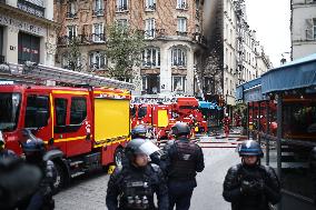 Bloquons-tout At Chatelet - Paris