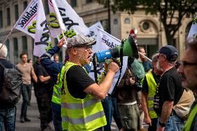 Bloquons-tout At Chatelet - Paris