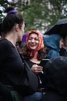 Bloquons-tout At Place des Fetes - Paris