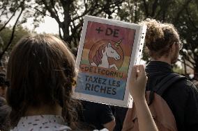 Bloquons-tout At Chatelet - Paris