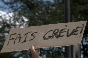 Bloquons-tout At Chatelet - Paris