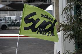 Bloquons-tout At Chatelet - Paris