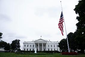White House Lowers Flag After Charlie Kirk’s Death - DC