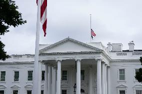 White House Lowers Flag After Charlie Kirk’s Death - DC