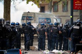 Bloquons Tout In Toulouse