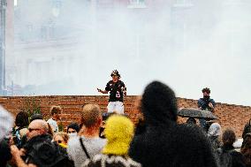 Bloquons Tout In Toulouse