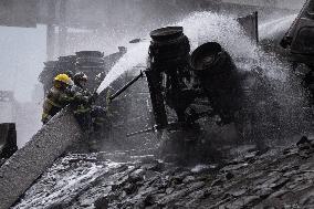 Gas Tanker Explosion Leaves More That 60 People Injured - Mexico