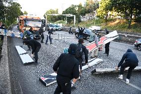 Bloquons Tout In Paris