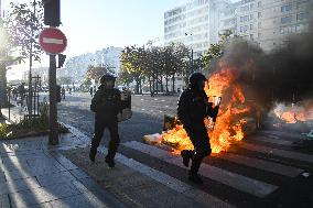 Bloquons Tout In Paris