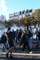 Bloquons Tout In Paris