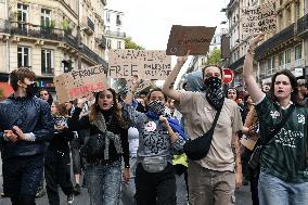 Bloquons Tout In Paris