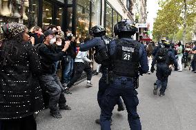 Bloquons Tout In Paris